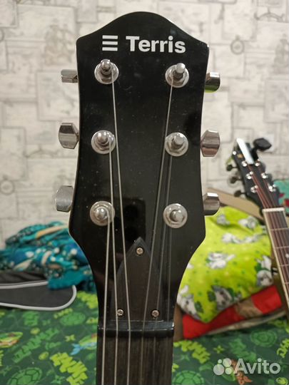 Электрогитара