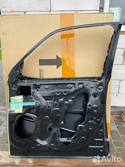 Дверь передняя Toyota LC300 2021-2023