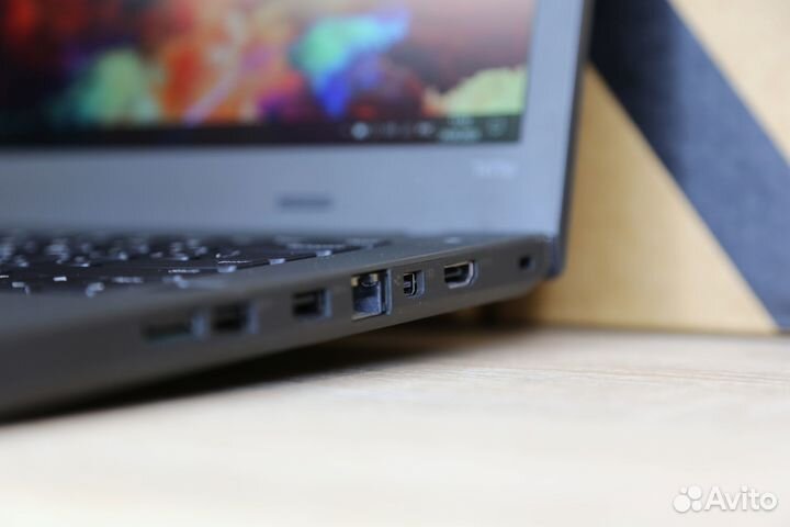 Lenovo ThinkPad/ i7-7820HQ/ GeForce 940MX/16gb/ 2k