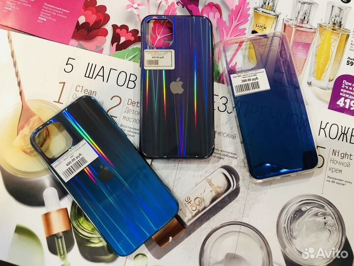 Стеклянные чехлы 11 pro.Есть разные модели