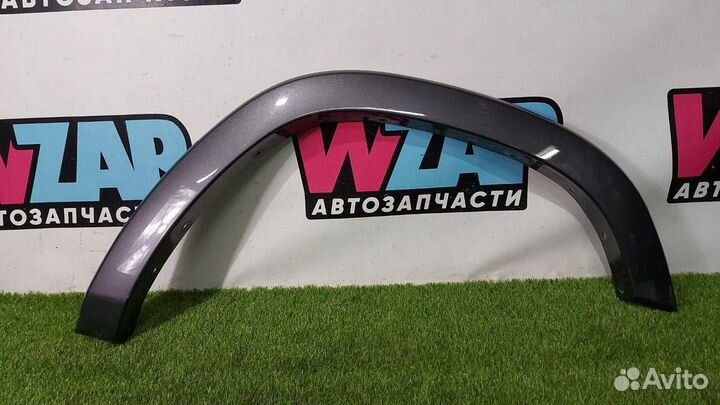 Молдинг крыла правый передний переднего правого