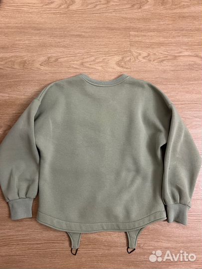 Свитер женский