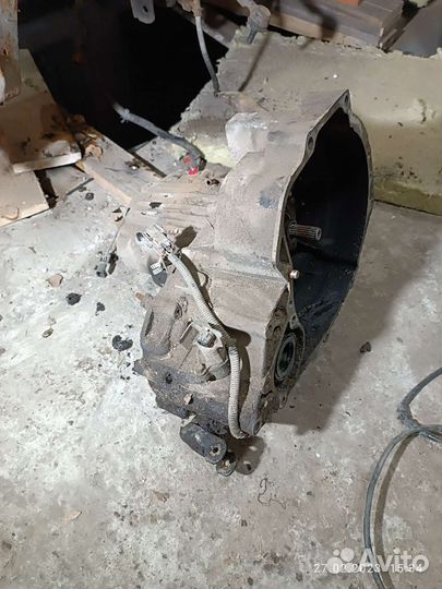 МКПП nissan sanni