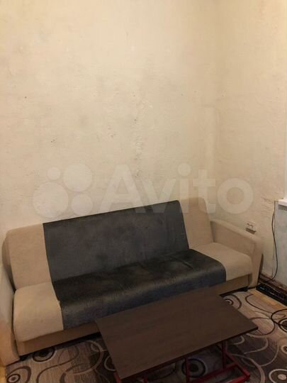 Комната 19 м² в 4-к., 4/4 эт.