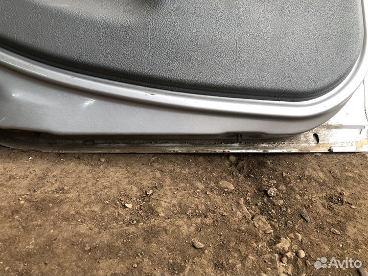 Дверь задняя левая Renault Symbol