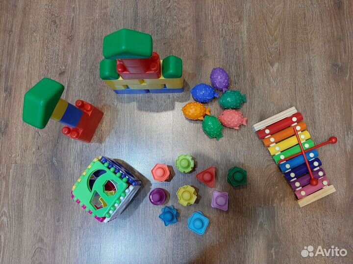 Развивающие игрушки