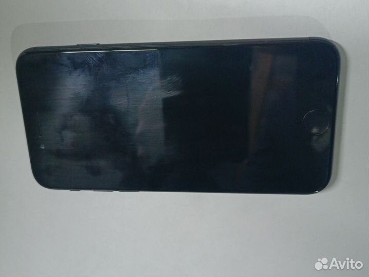 iPhone SE (2020), 128 ГБ