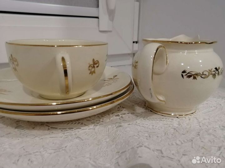 Настенная тарелка, чайная пара. Villeroy&boch