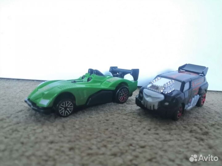 Машинки Hot wheels