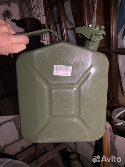 Канистра под бензин 5л