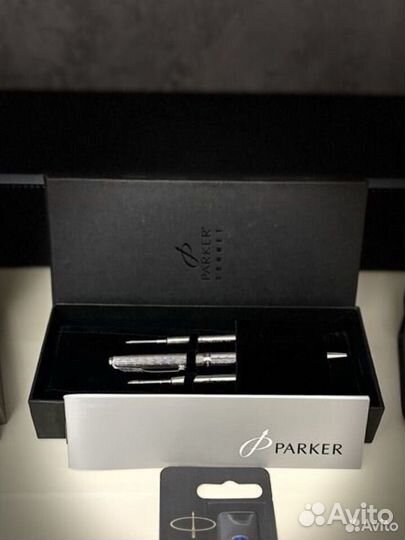 Шариковая ручка parker