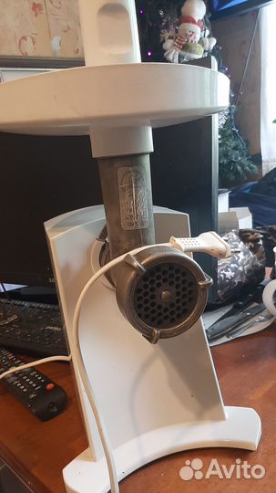 Продам электро мясорубка bosch