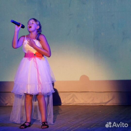 Уроки Эстрадного и Современного вокала