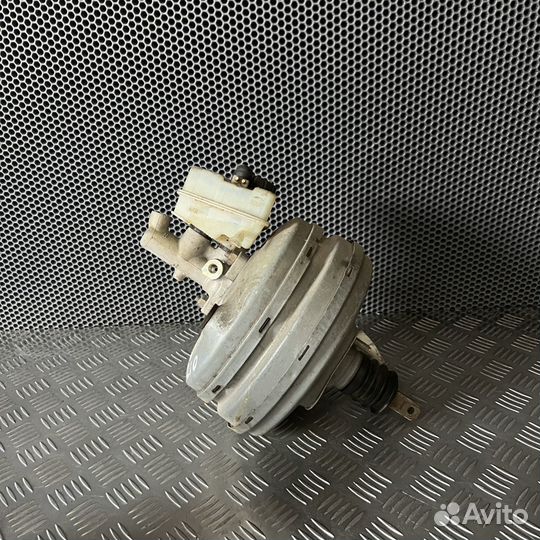 Усилитель тормозов вакуумный Mercedes-Benz E-класс