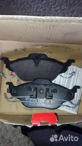 Колодки тормозные, запчасти для автомобиля, запчас