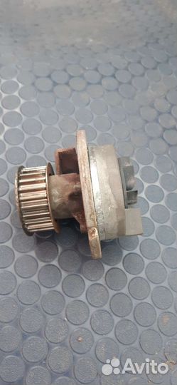 Помпа водяная Опель