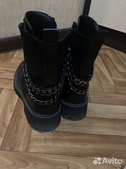 Ботинки женские