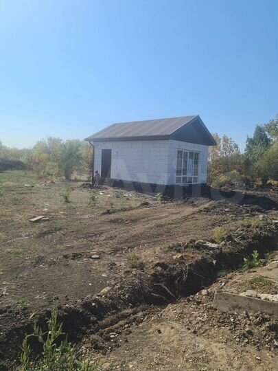 Дом 30 м² на участке 10 сот.