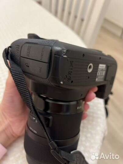 Зеркальный фотоаппарат Canon EOS 6D