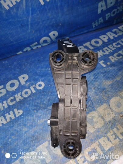 Педаль газа Kia Rio 3 седан G4FC 2015