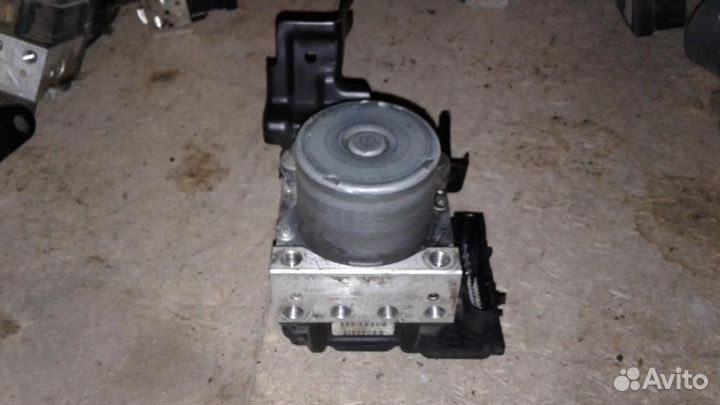 Блок ABS (насос) nissan Tiida (C11) 2007