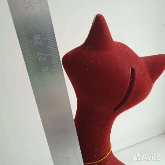 Статуэтка-копилка кошка из фарфора