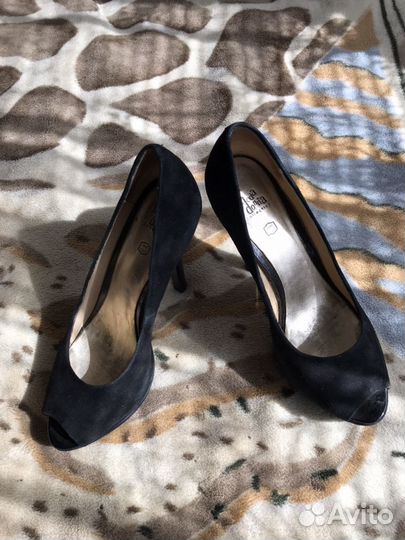 Замшевые туфли