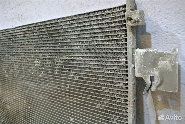 Радиатор кондиционера (конденсер) Mitsubishi Outl