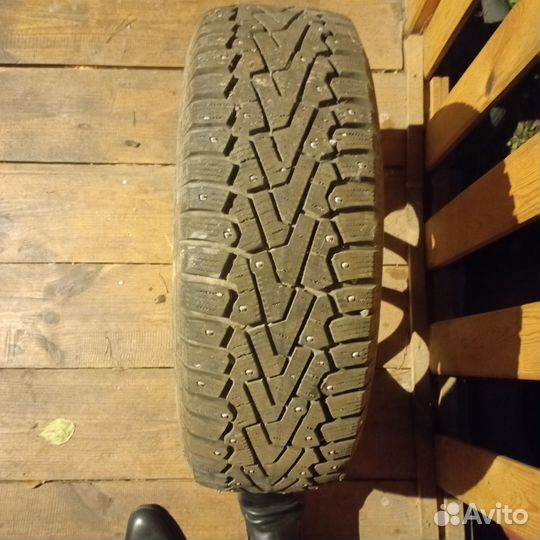 Pirelli Ice Zero 205/55 R16