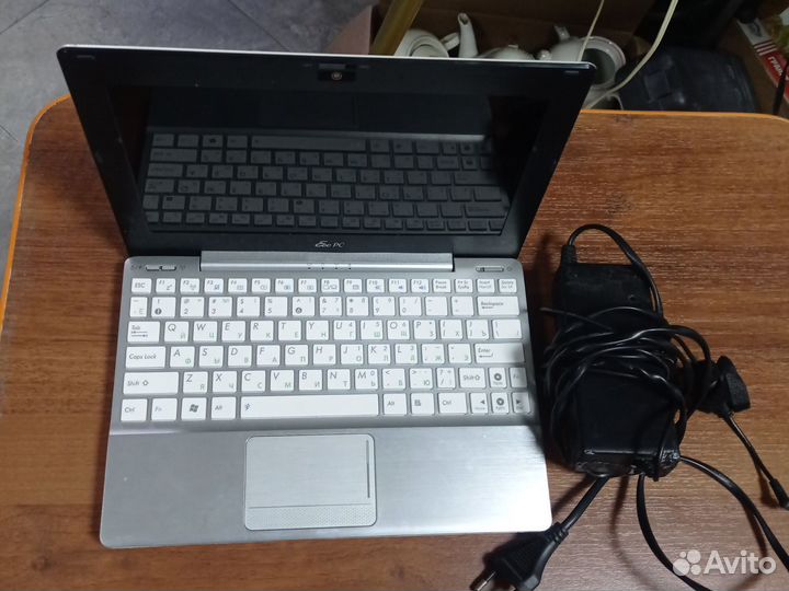 Asus eee pc 1018p