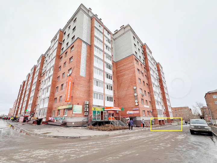 Офис с арендатором, 12.5 м²