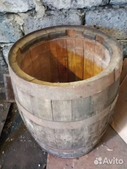 Бочка деревянная