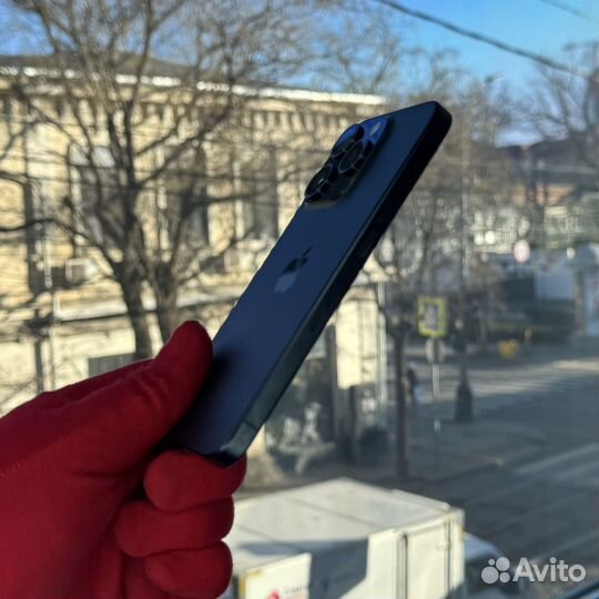 iPhone 15 Pro, 512 ГБ