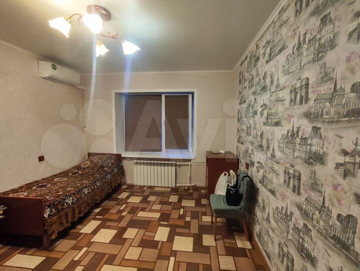 Комната 12 м² в 1-к., 5/5 эт.