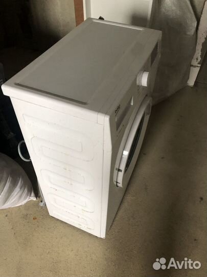 Стиральная машина узкая Beko WRS 5512 BWW