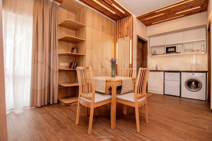 Комната 25 м², 1/4 эт.