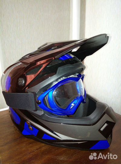 Кроссовый шлем ataki