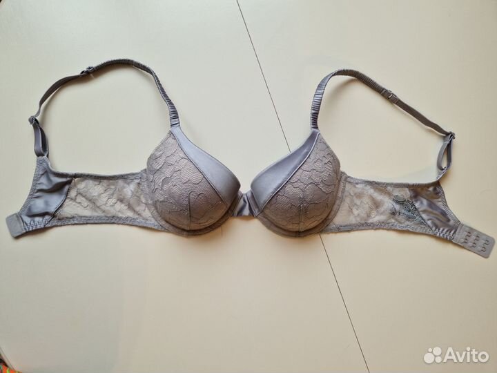 Бюстгальтер calvin klein 70B