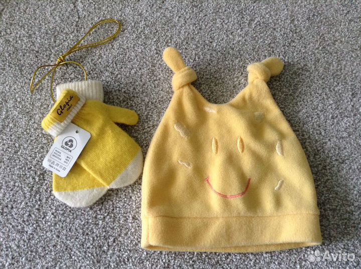 Шапка и варежки на осень 0-6мес
