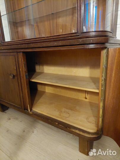 Старинный буфет, горка, сервант