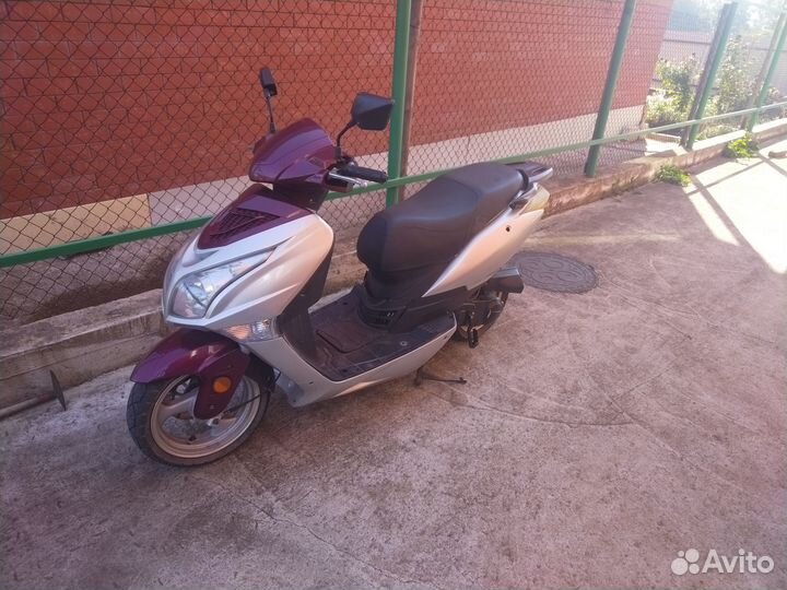 Продам скутер ABM avenger
