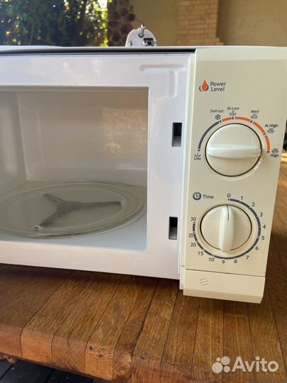 Микроволновая печь Erisson