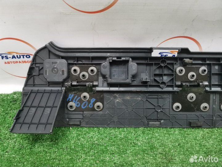 Пластик багажника задний Kia Sportage 2 SUV 2.0