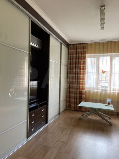1-к. квартира, 47 м², 1/4 эт.