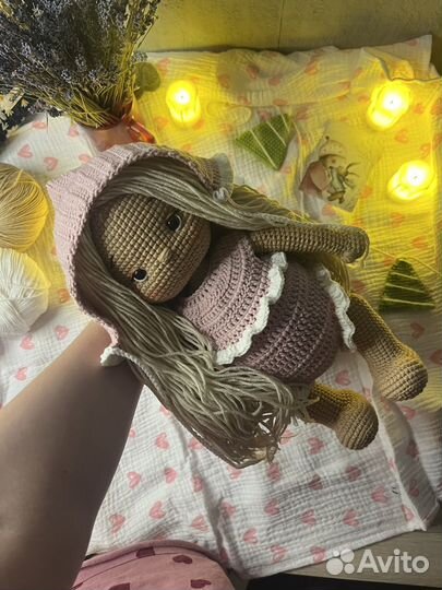 Вязанная кукла ручной работы