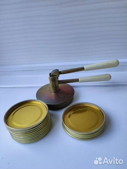 Закаточная машинка автомат с крышками