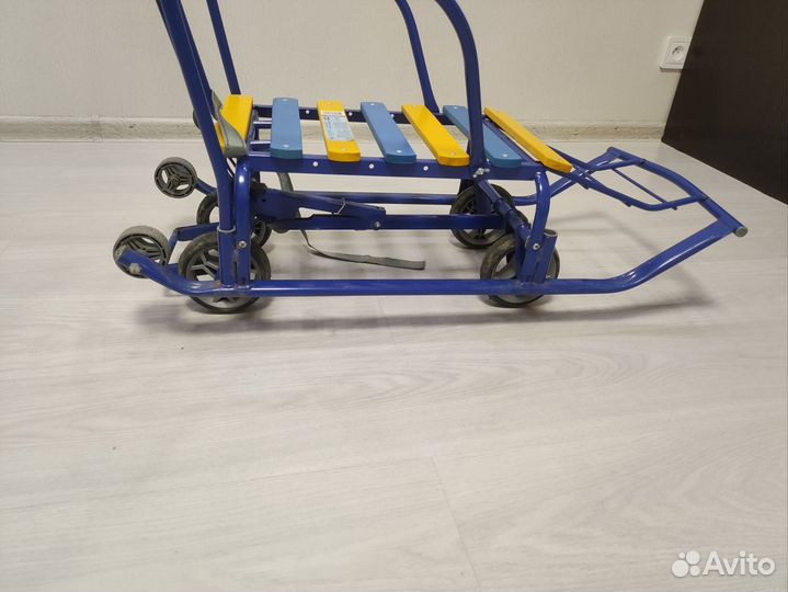 Детские санки с колесами