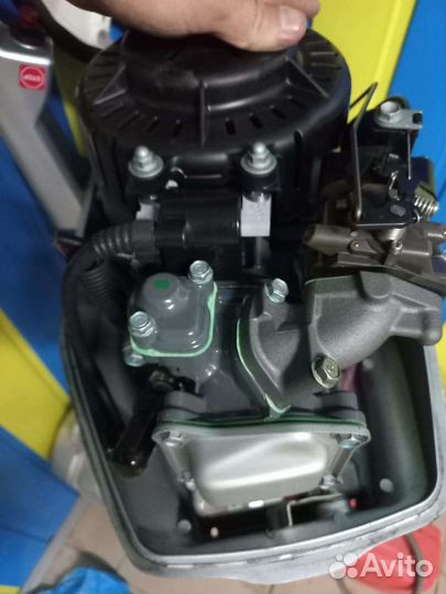 Лодка с мотором