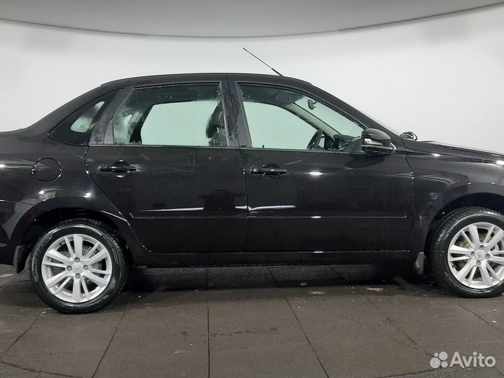 LADA Granta 1.6 МТ, 2023