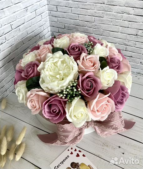 Мыльные цветы розы букеты из мыла в коробке